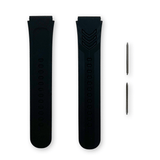 Černý silikonový řemínek na chytré hodinky s jemnými reliéfními detaily a dvěma kovovými osičkami pro upevnění.